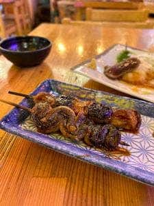 鳥○本店
