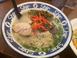 博多らーめん ShinShin KITTE博多店