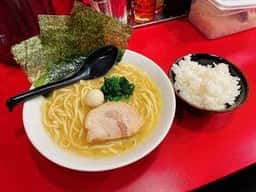 横浜家系ラーメン 孝太郎 国立店