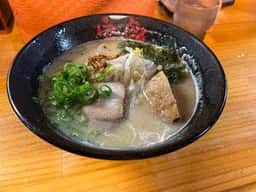 ラーメン 宝島 神田店