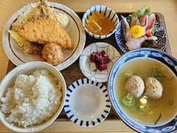 ひみ岸壁市場 食堂