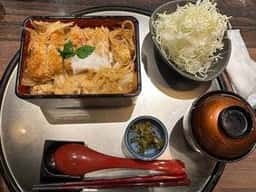 覇王樹 さぼてん 本店 東京オペラシティ店