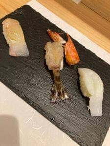鮨はくと