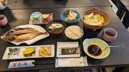 たかのや