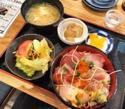 お魚食堂かど家 大正駅前店