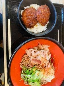 賤ヶ岳SA下り 山小屋マルシェ