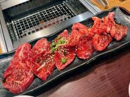 虎ノ門 肉と日本酒