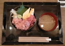 豊洲発 海鮮ちょい呑み食堂 ひできち