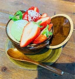 café青天の霹靂