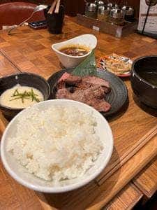 牛たん伊地知 五反田東急スクエア店