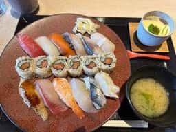 秋田の恵み鮨処 秋田港