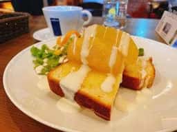 CAFE & RESTAURANT BRICK