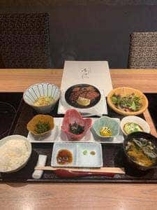肉会席 ゆかわ