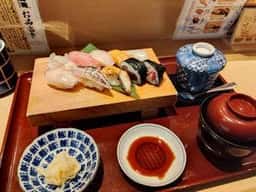 魚河岸 てっぺん寿司