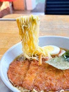 峰英軒