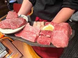 ガレージ焼肉 肉ベース