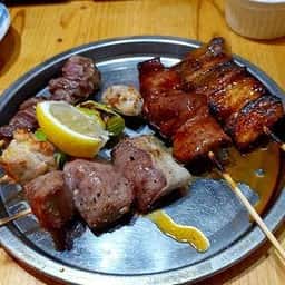 炭火串焼き やきとん 正一郎