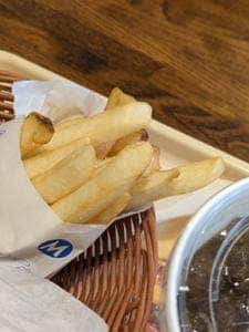 モスバーガー ヨコハマ片倉町店
