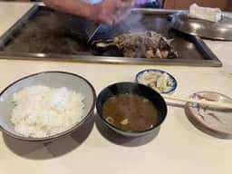 ステーキハウス鉄板焼 不二