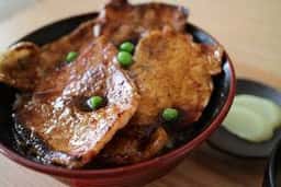 豚丼のぶたはげ 道の駅おとふけ店