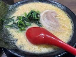 横浜家系ラーメン 龍馬家 佐世保中里店