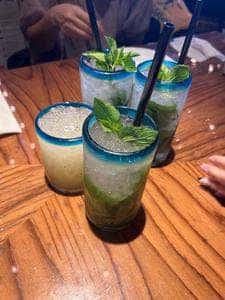 EL CALIENTE -MODERN MEXICANO-