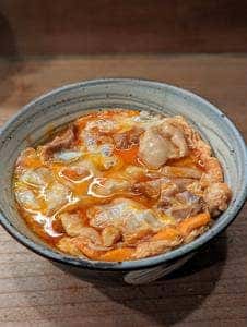 鳥つね 自然洞