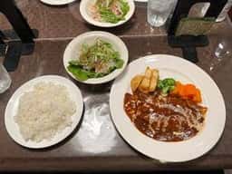 レストランえいらく