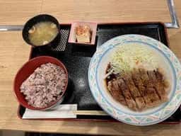 レトロ鉄板居酒屋 Gacha