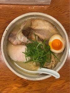 臥龍