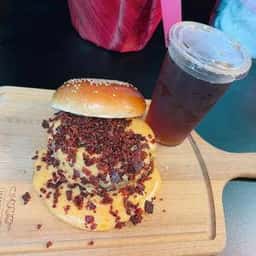 BURGER'YA 新宿店