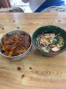 岩正手打うどん店