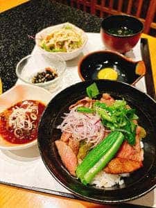 肉料理専門店 榮互