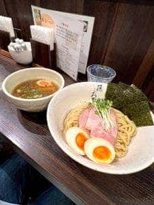 麺屋 藤しろ 三軒茶屋店