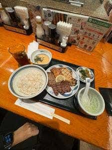 牛たんとろろ麦めし ねぎし 公園通り店