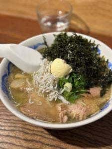 貝だし地鶏中華そば あん藤 えのしま店