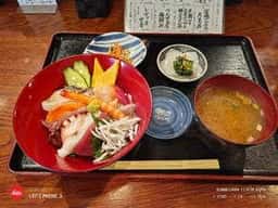 鮨炭飯 さんぼん屋