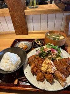 定食 喫茶 EIYO
