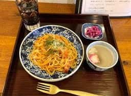 元町imari 骨董とカフェ