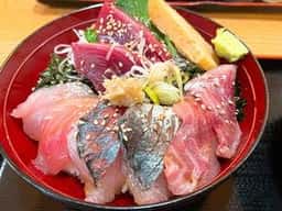 鱗介領 信海
