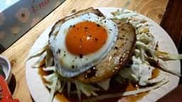 ツキノシタ