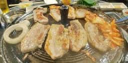 韓国料理 サムギョプサル どやじ