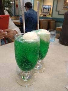 川ばた中華喫茶店