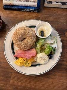 H.A.L. cafe