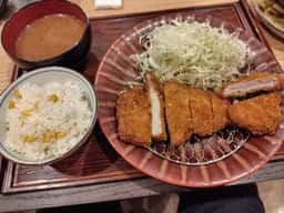 とんかつかつひろ 中小田井店