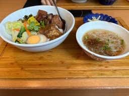 台湾担仔麺 汐留店