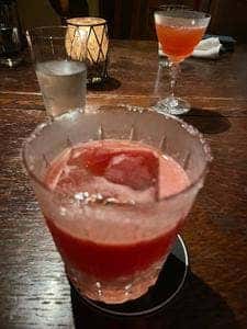 Cafe salon & Bar Arg