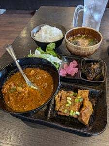 焼肉まんまる