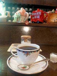 コーヒーショップ ピッコロ