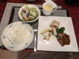 食事とお酒 ファルコン